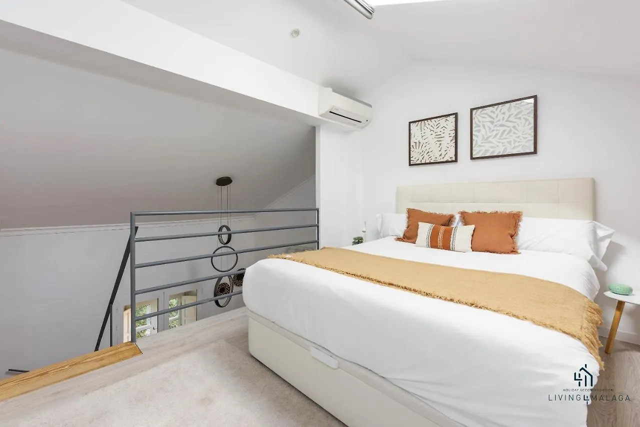 Living4Malaga Relax Inn